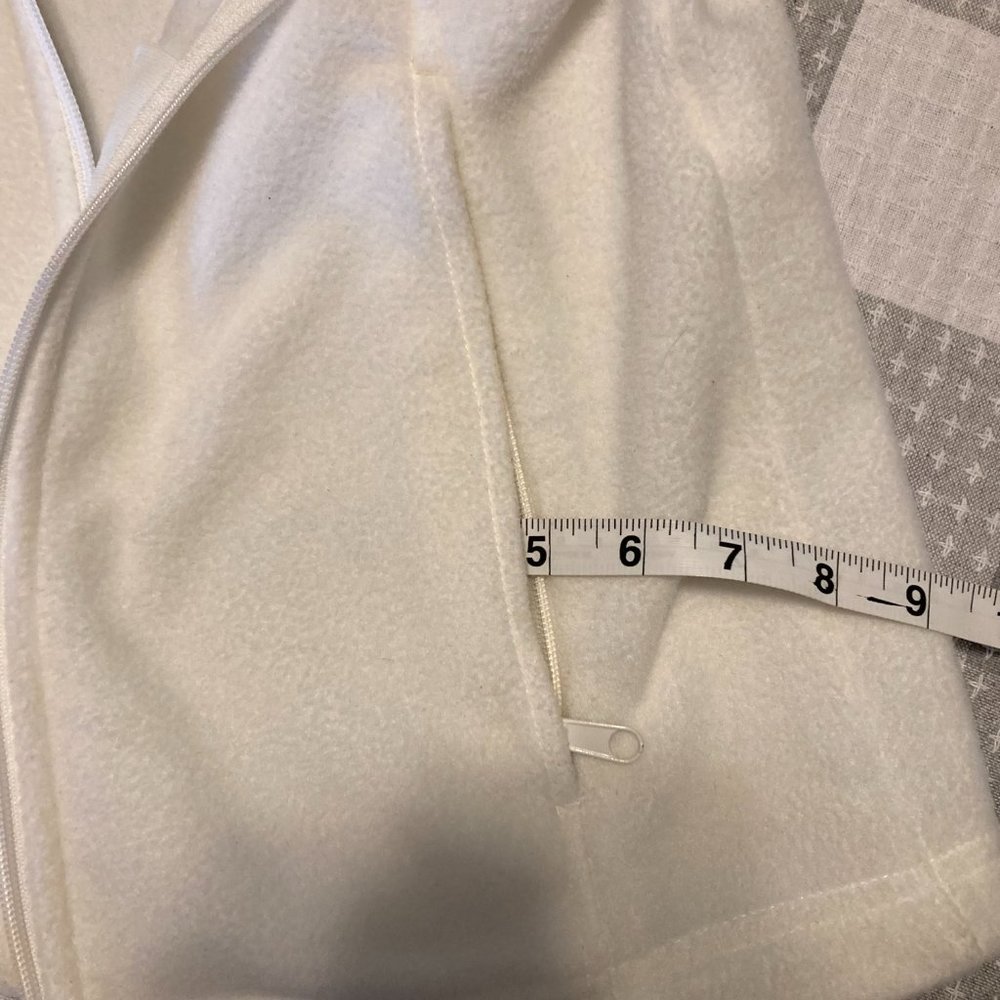 Columbia Polyester Zip-Up - Picture 10 of 10